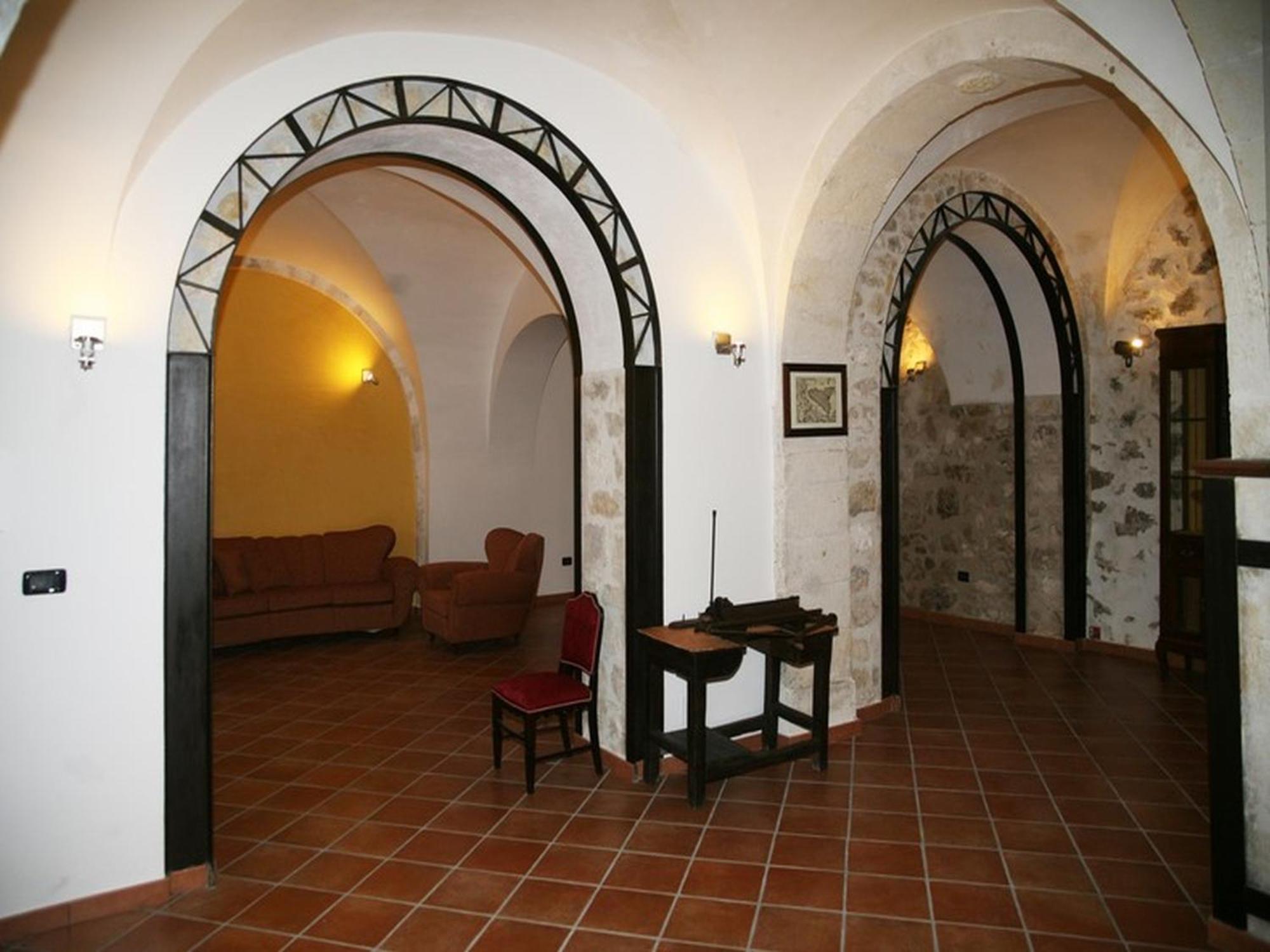 Bed And Breakfast Sotto Le Stelle Caltabellotta Buitenkant foto