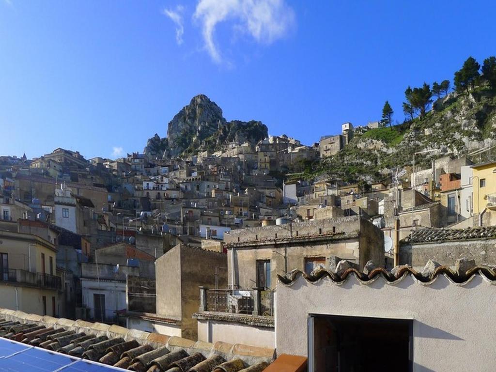 Bed And Breakfast Sotto Le Stelle Caltabellotta Buitenkant foto