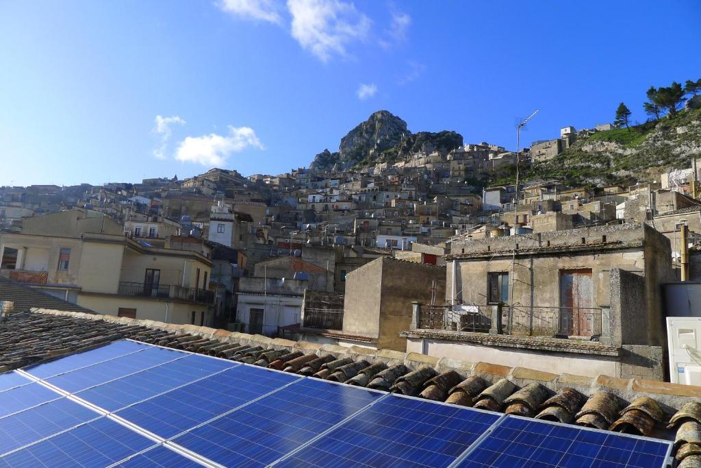 Bed And Breakfast Sotto Le Stelle Caltabellotta Buitenkant foto